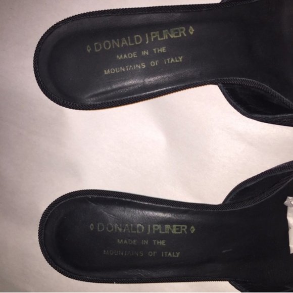 DONALD J. PLINER kitten heel MULES SIZE 8 M - Picture 4 of 4